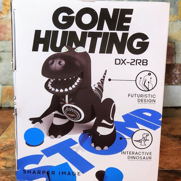 sharper image • Robotosaurus • Interactive Dinosaur •Remote Control Robotic Dino - Picture 3 of 6